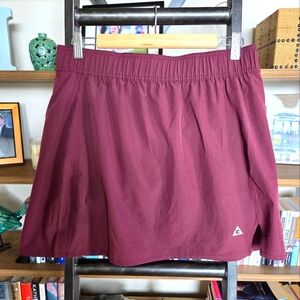 Gerry Burgundy Athletic Skirt, Size M